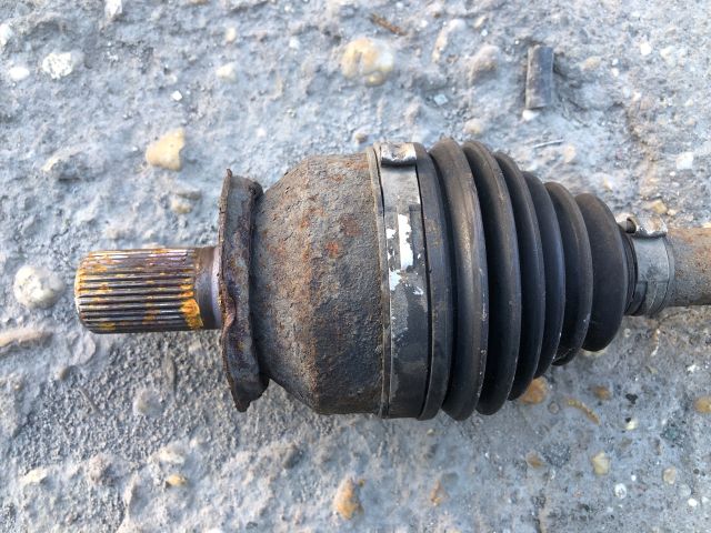 bontott MAZDA 3 Jobb Féltengely