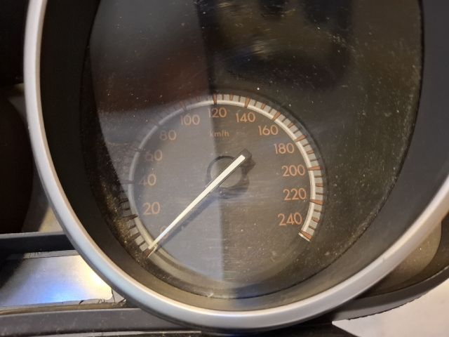 bontott MAZDA 3 Kilométeróra