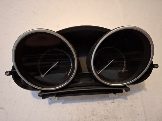 bontott MAZDA 3 Kilométeróra