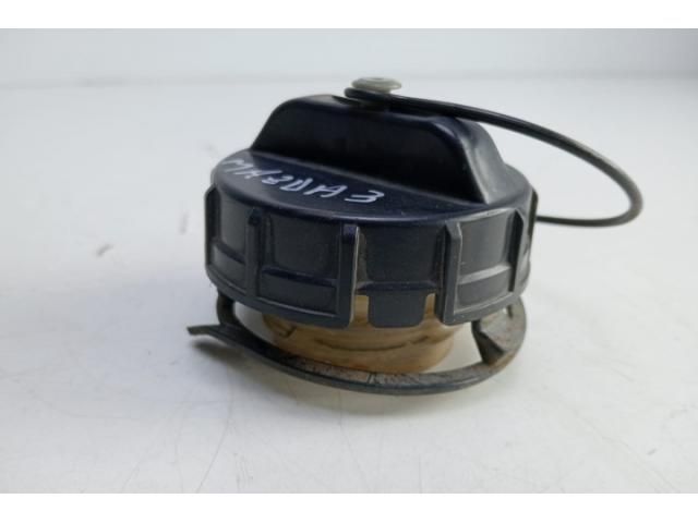 bontott MAZDA 3 Tanksapka