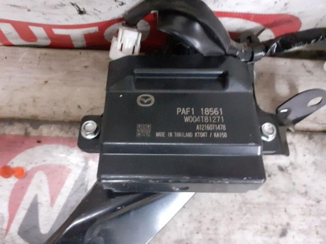 bontott MAZDA 3 Üzemanyag Szivattyú Relé