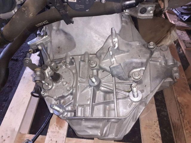 bontott MAZDA 3 Váltó (Mechanikus)