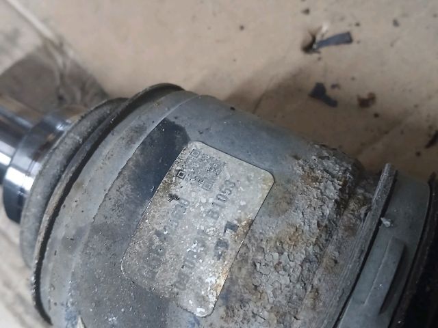 bontott MAZDA 3 Bal Féltengely