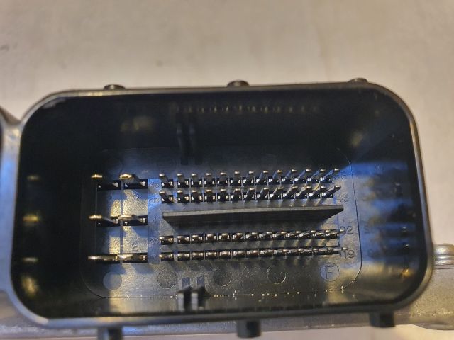 bontott MAZDA 3 Motorvezérlő