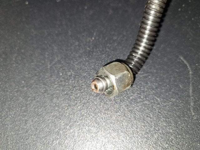 bontott MAZDA 3 Nagynyomású Üzemanyag Gyűjtőcső