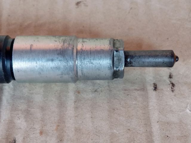 bontott MAZDA 3 Porlasztó (1 db)