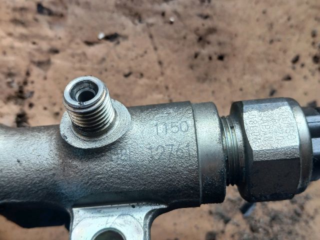 bontott MAZDA 3 Porlasztó Sor / Híd