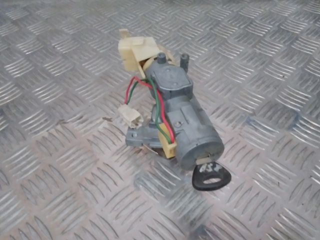 bontott MAZDA 3 Gyújtáskapcsoló Házzal