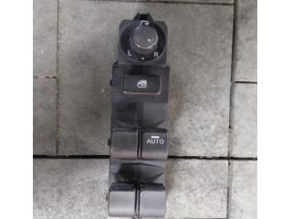 bontott MAZDA 3 Ablakemelő Kapcsoló Négyes / Kettes