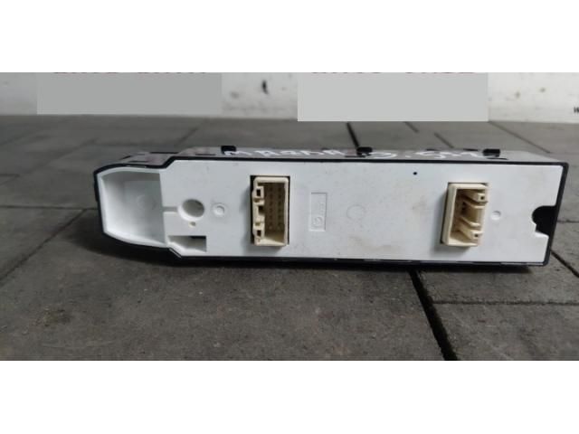 bontott MAZDA 3 Ablakemelő Kapcsoló Négyes / Kettes