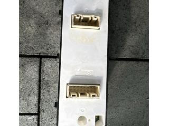 bontott MAZDA 3 Ablakemelő Kapcsoló Négyes / Kettes