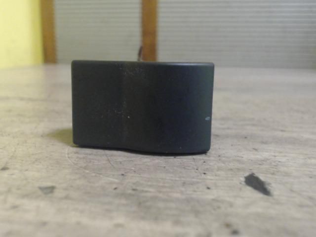 bontott MAZDA 3 Ablakemelő Kapcsoló (Pozíciófüggetlen)