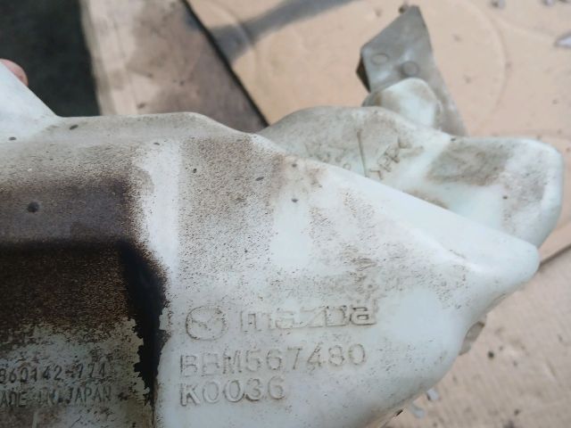 bontott MAZDA 3 Ablakmosó Tartály