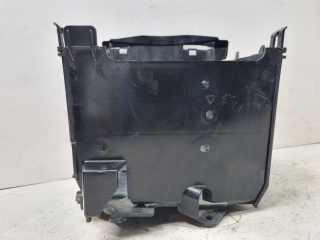 bontott MAZDA 3 Akkumulátor Tartó