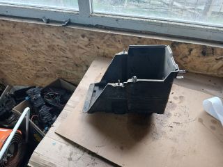 bontott MAZDA 3 Akkumulátor Tartó