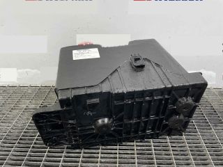 bontott MAZDA 3 Akkumulátor Tartó