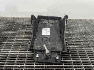 bontott MAZDA 3 Akkumulátor Tartó