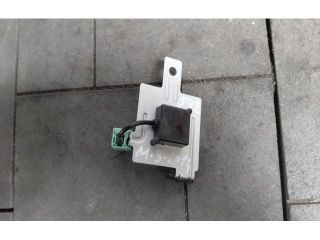 bontott MAZDA 3 Antenna Erősítő