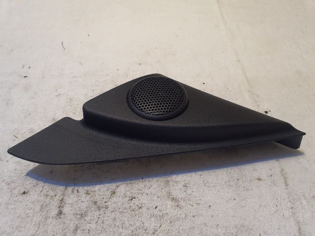 bontott MAZDA 3 Bal A Oszlop Hangszóró Burkolat