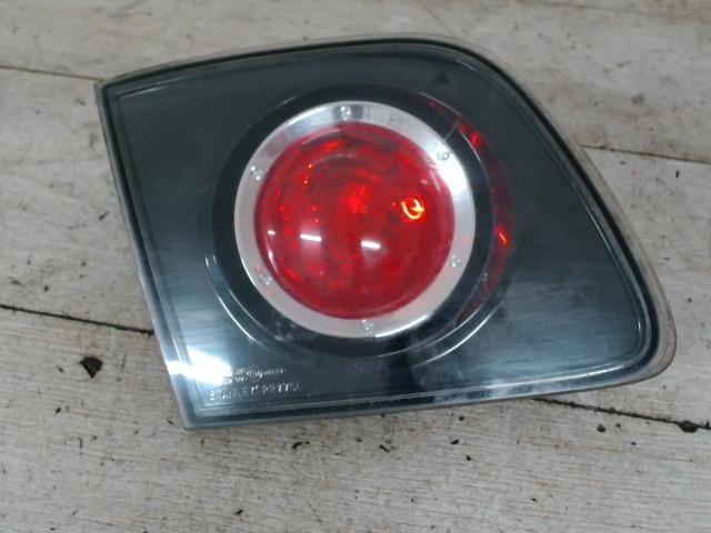 bontott MAZDA 3 Bal Belső Hátsó Lámpa