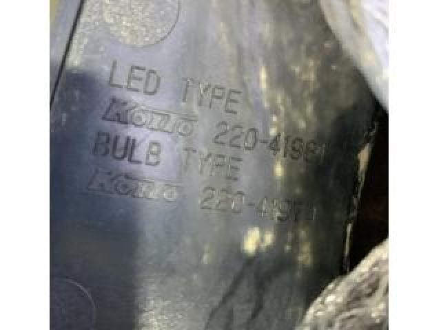 bontott MAZDA 3 Bal Belső Hátsó Lámpa