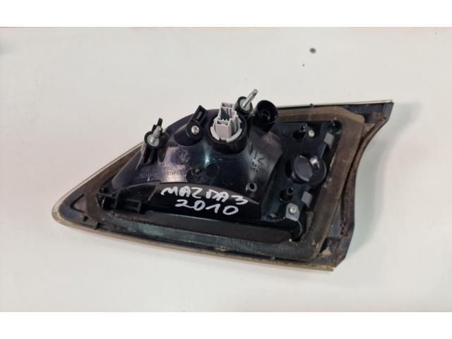 bontott MAZDA 3 Bal Belső Hátsó Lámpa