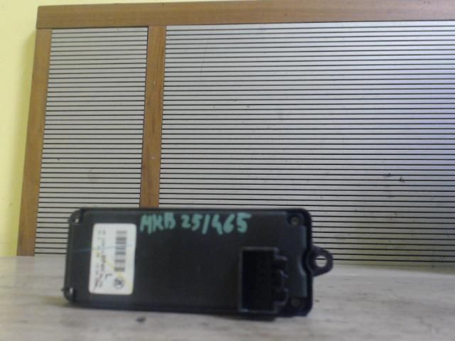 bontott MAZDA 3 Bal első Ablakemelő Kapcsoló