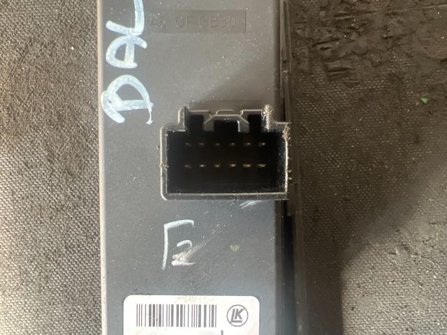 bontott MAZDA 3 Bal első Ablakemelő Kapcsoló