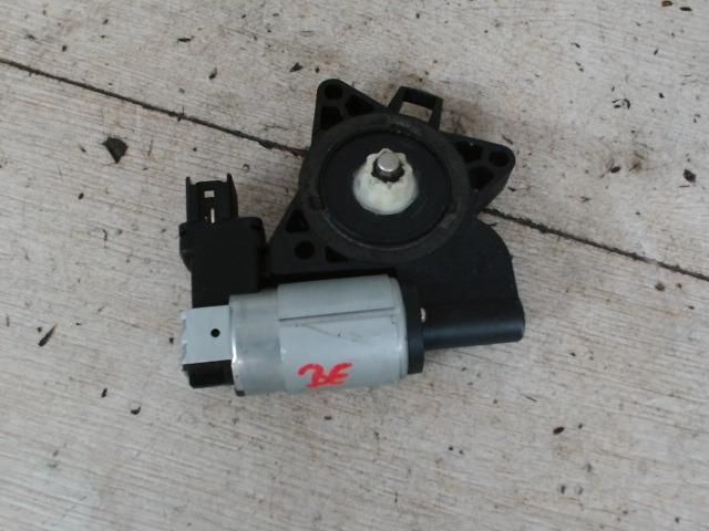 bontott MAZDA 3 Bal első Ablakemelő Motor