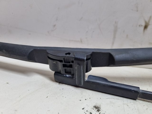 bontott MAZDA 3 Bal első Ablaktörlő Kar