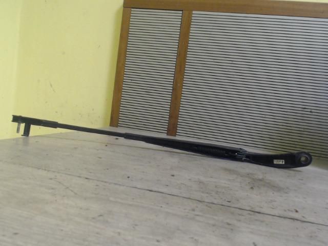 bontott MAZDA 3 Bal első Ablaktörlő Kar