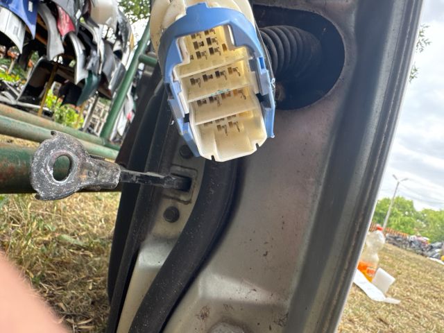 bontott MAZDA 3 Bal első Ajtó (Részeivel)