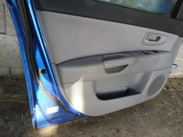 bontott MAZDA 3 Bal első Ajtó (Részeivel)