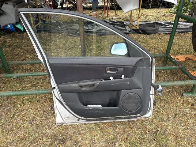 bontott MAZDA 3 Bal első Ajtó (Részeivel)