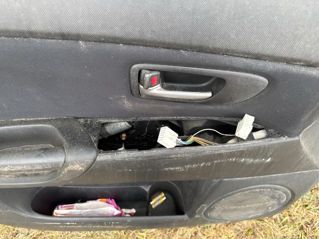 bontott MAZDA 3 Bal első Ajtó (Részeivel)