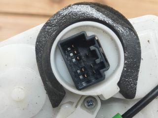 bontott MAZDA 3 Bal első Ajtózár