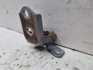 bontott MAZDA 3 Bal első Alsó Zsanér