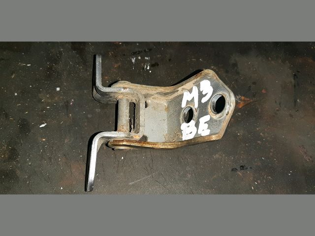 bontott MAZDA 3 Bal első Alsó Zsanér