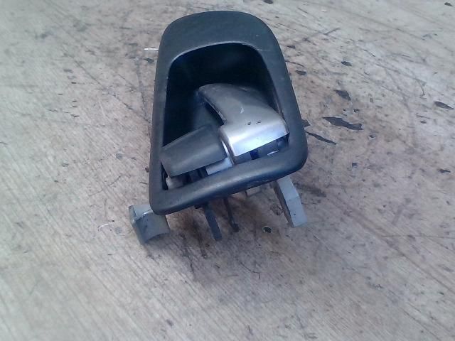 bontott MAZDA 3 Bal első Belső Kilincs