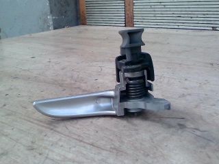 bontott MAZDA 3 Bal első Belső Kilincs