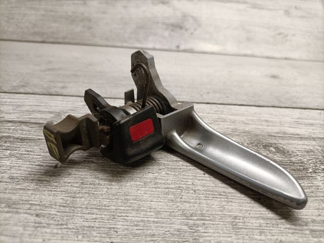 bontott MAZDA 3 Bal első Belső Kilincs