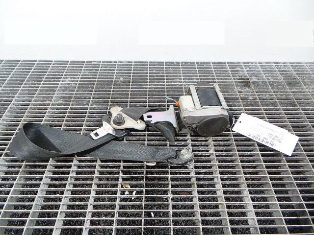 bontott MAZDA 3 Bal első Biztonsági Öv