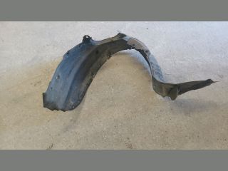 bontott MAZDA 3 Bal első Dobbetét (Kerékjárati, Műanyag)