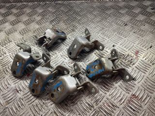 bontott MAZDA 3 Bal első Felső Zsanér