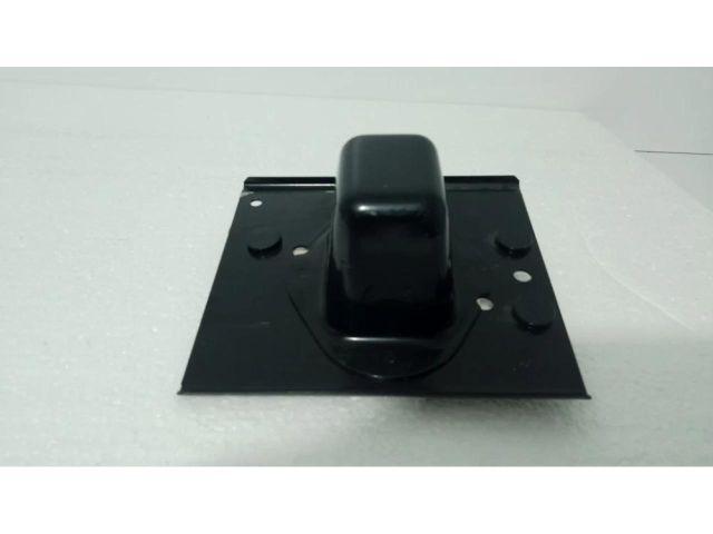 bontott MAZDA 3 Bal első Lökhárító Tartó (Műanyag)