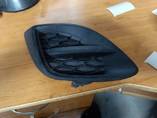 bontott MAZDA 3 Bal első Lökhárító Vakborítás