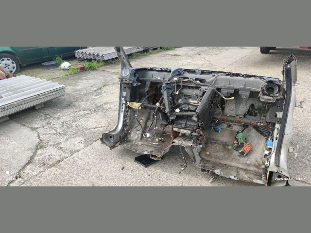 bontott MAZDA 3 Bal első Negyed Karosszéria Csomag