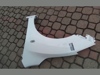 bontott MAZDA 3 Bal első Sárvédő