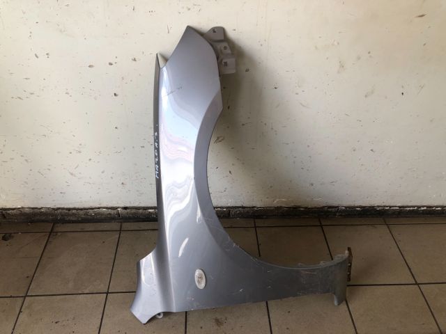 bontott MAZDA 3 Bal első Sárvédő