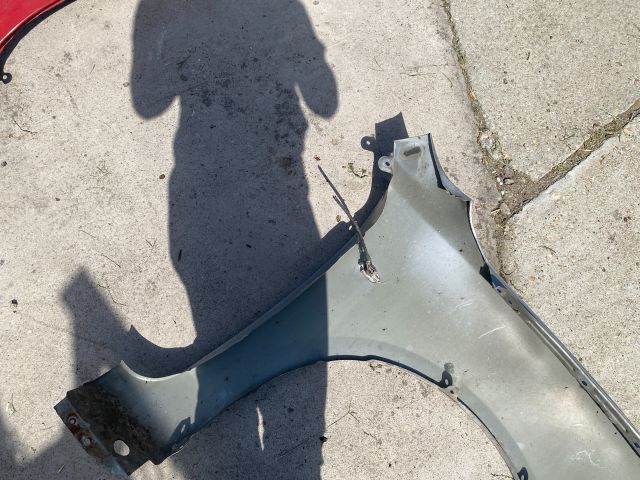 bontott MAZDA 3 Bal első Sárvédő